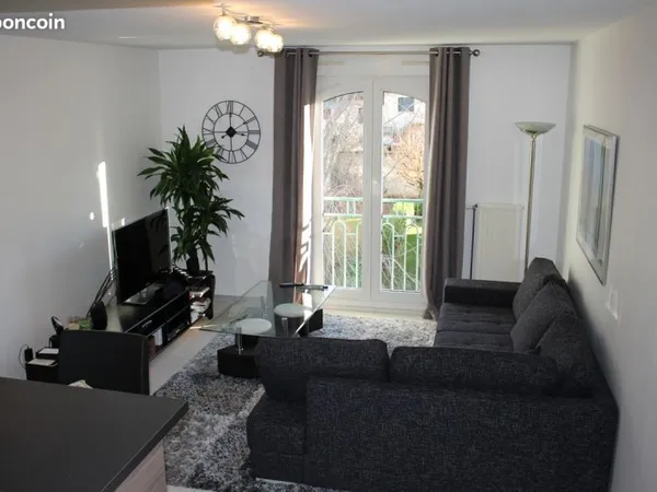 Appartement T2 Centre Montchat