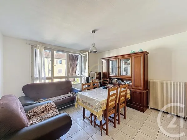 Appartement 4 pièces 65 m²