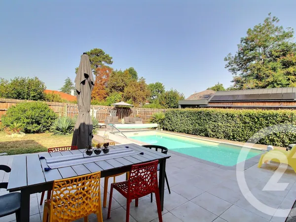 Maison 7 pièces 177 m²