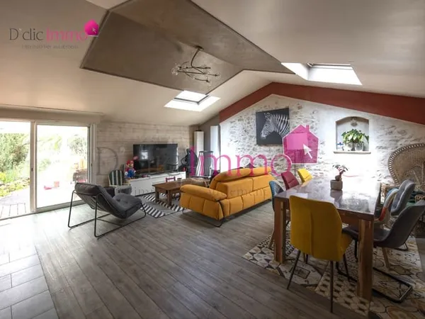 SOULLANS - Charmante Maison de 124 m2 en campagne dans les M