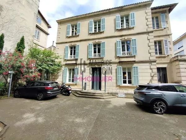 Local 119 m²