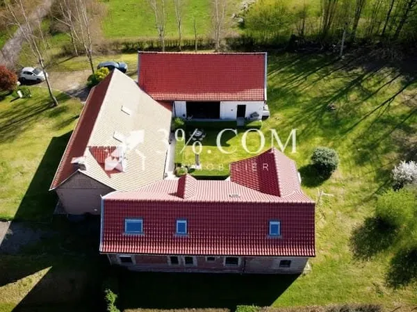 Maison 10 pièces 269 m²