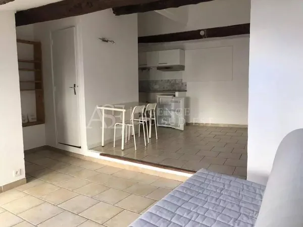 Studio 1 pièce 25 m²