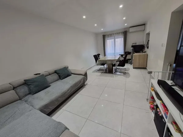 APPARTEMENT EN DUPLEX sans travaux