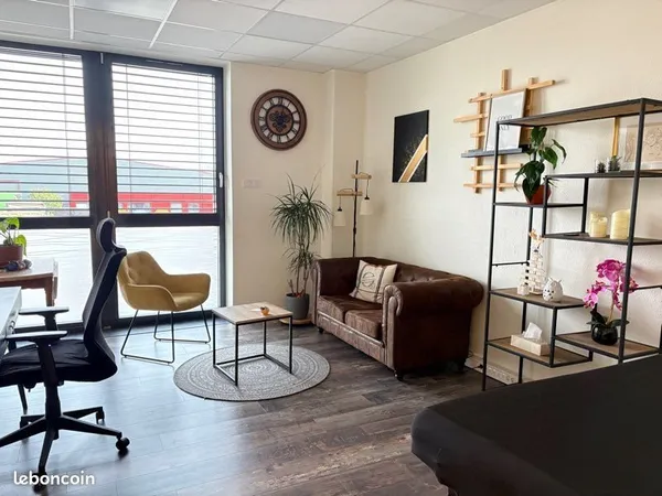 Bureau (dispo les mardis)