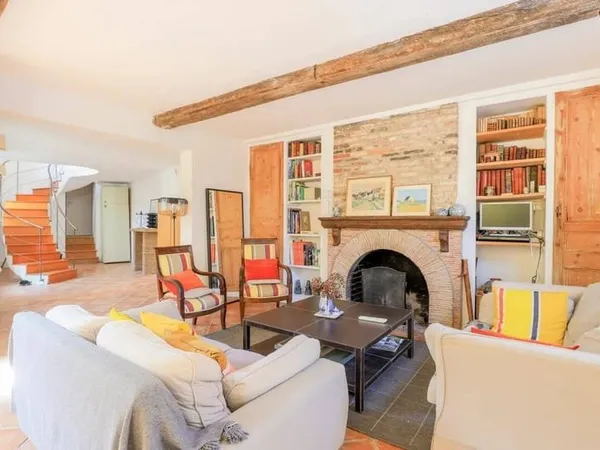 Maison 6 pièces 150 m²