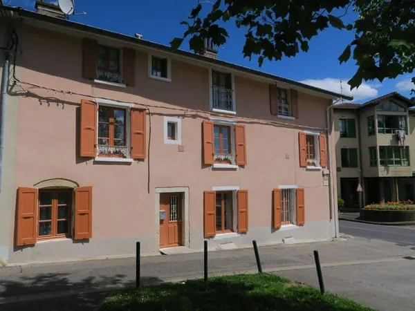 Maison 8 pièces 177 m²