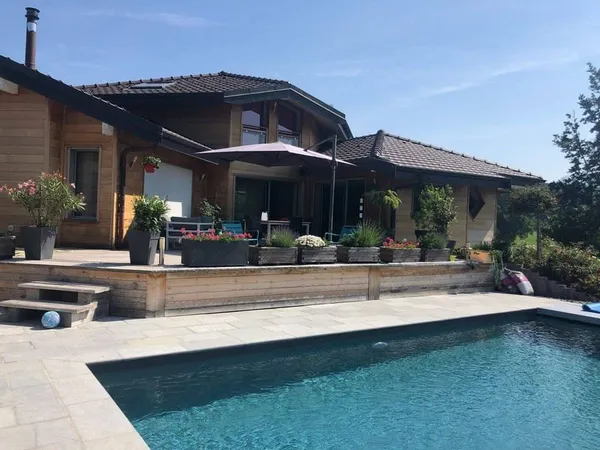 Maison 7 pièces 150 m²
