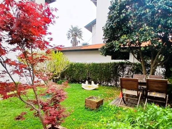 BIARRITZ PARC D'HIVER - T3 AVEC JARDIN ET GARAGE -