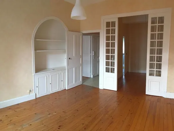 Appartement 2 pièces 61 m²
