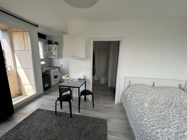 Studio 1 pièce 23 m²