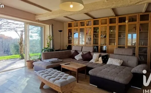 Propriété 5 pièces 173 m²