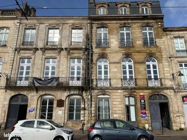 Bureaux 805 m²