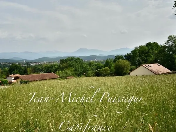 Dpt Haute Garonne (31), à vendre SAINT GAUDENS Terrain constructible de 3300m2