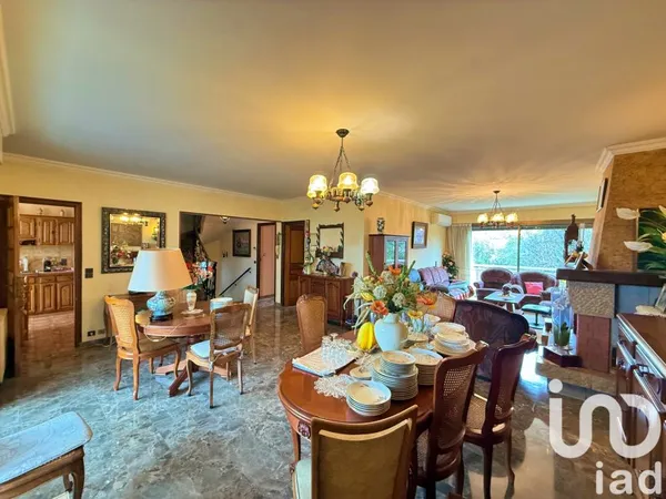 Maison 7 pièces 182 m²