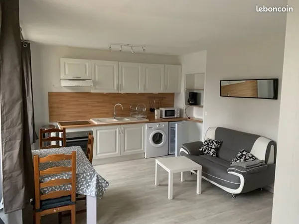 Joli appartement sur Vaux Sur Seine 2 pièces 38m2 environ
