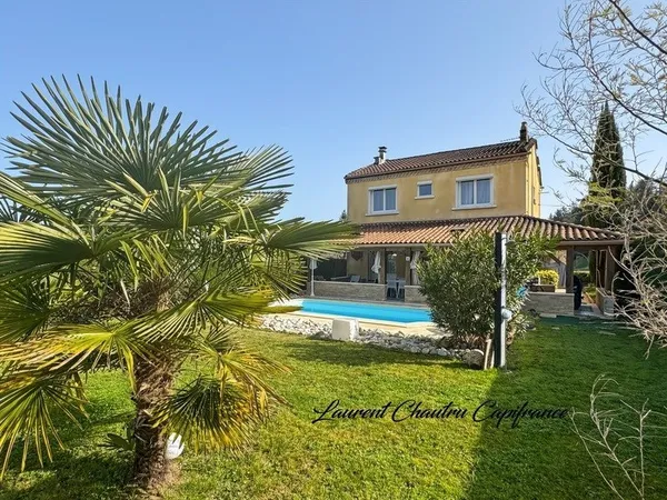 Maison familiale avec piscine et grande terrasse couverte - MARSAC SUR L'ISLE (24)