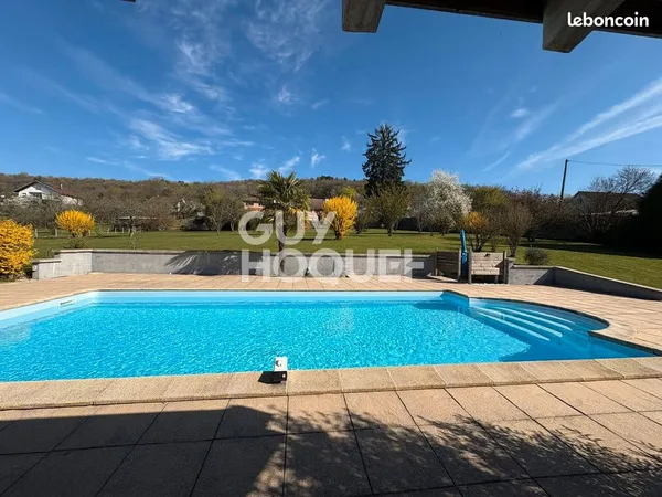 Maison 7 pièces 188 m²