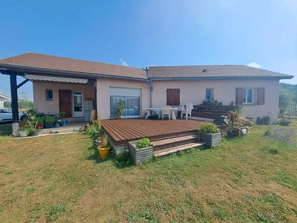 Maison familiale de plain-pied au calme - 4 chambres - Grand terrain - Pénol