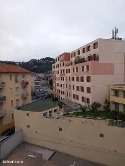 Studio 1 pièce 22 m²