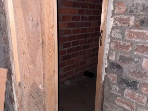 Cave saine - 6 m² - Ménilmontant - idéal stockage