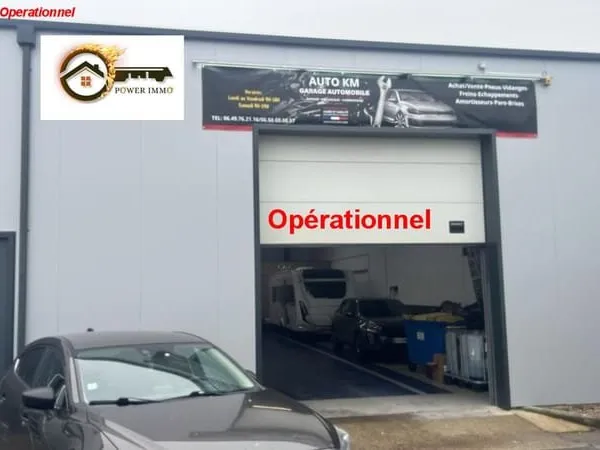 Garage automobile 390 m² tout equipe