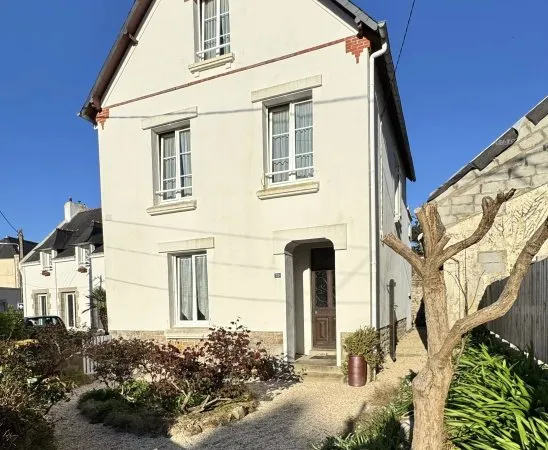 EXCLUSIVITÉ - CHARMANTE MAISON DE PAYS - 125 M² - STUDIO INDÉPENDANT