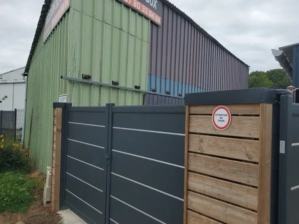 Location box