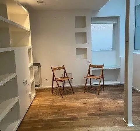 Bureaux 80 m²