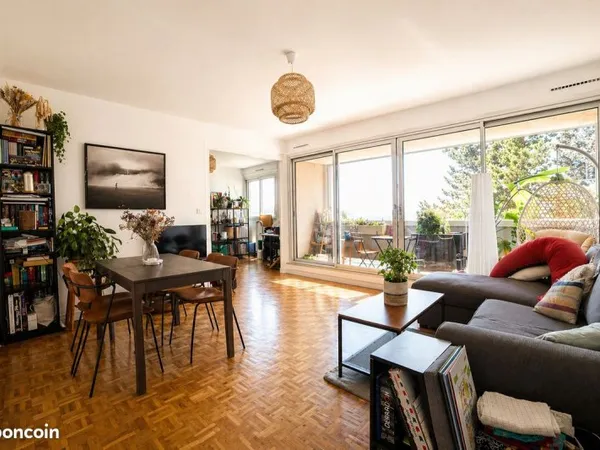 3 pièces 72m² lumineux - dernier étage - calme - Petit Robinson (RER B)