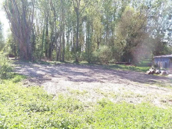Terrain 5996 m²