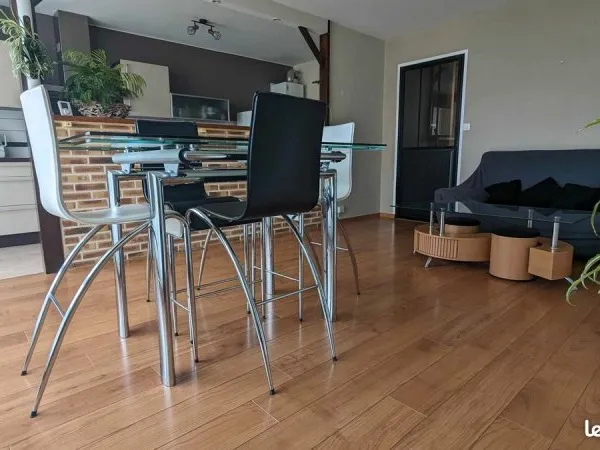 A louer à Fougères appartement MEUBLE 3 chambres