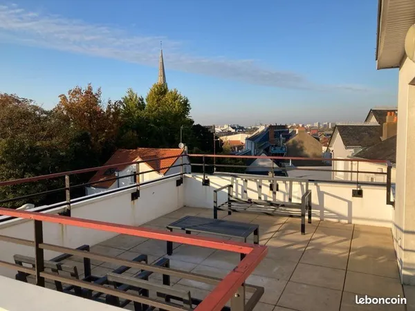 T3 dernier étage terrasse meublé ou non