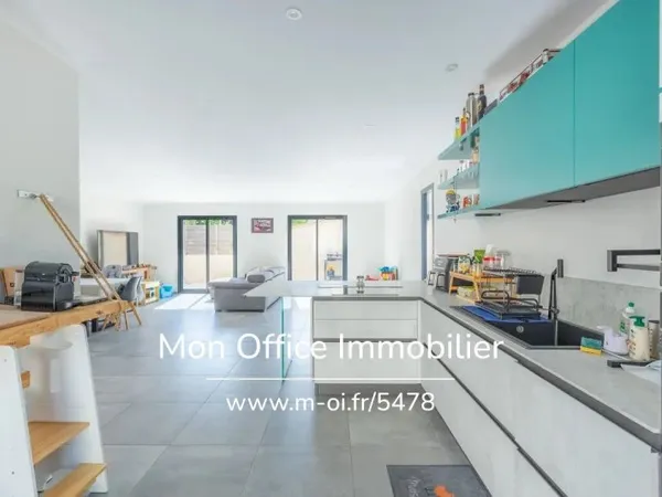 Référence : 5478-MAC - Maison de village 4 pièces à Simiane