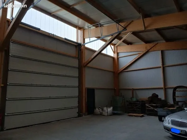 Location bâtiment industriel 360m2 isolé