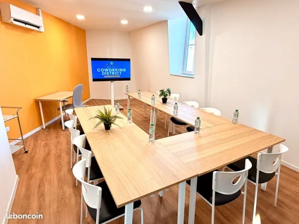 Location Salle de Formation & Séminaire (12 pers) - Tourcoing Centre