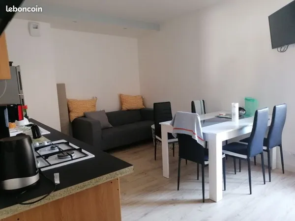 Chambre indépendante chez l'habitant