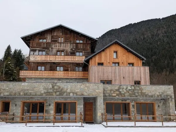 2 pièces au confort moderne avec grande terrasse vue avec sur les montagnes