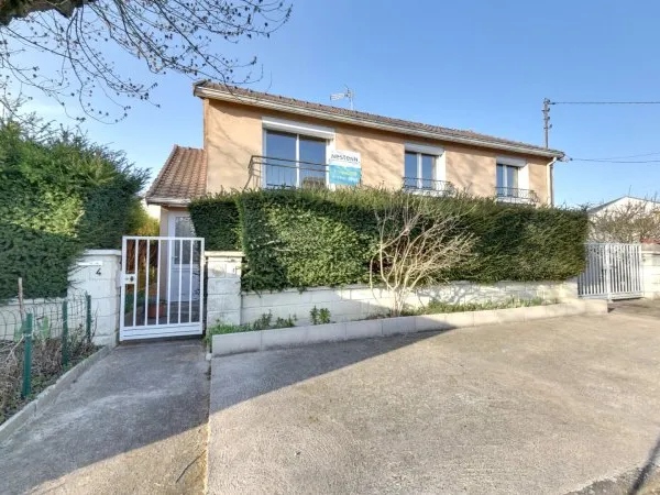Maison Roissy En Brie 5 pièce(s) 98 m2