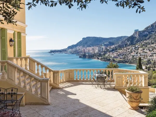 SUPERBE VILLA BELLE ÉPOQUE AVEC VUE MER
