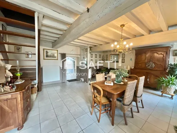 Maison en pierre rénovée avec grand terrain