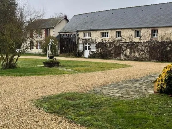 Maison 480 m² PRESSIGNY LES PINS