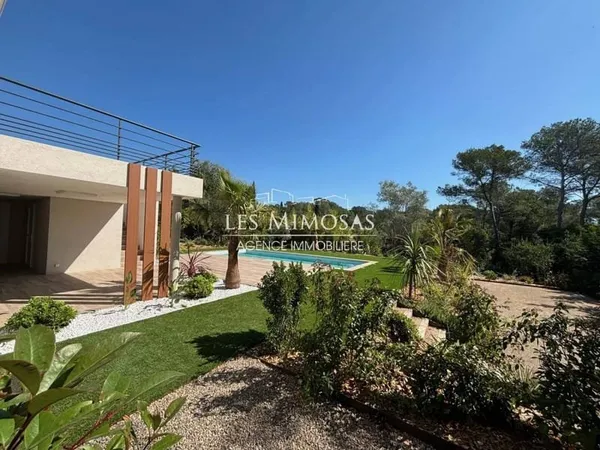Villa 7 pièces 189 m²