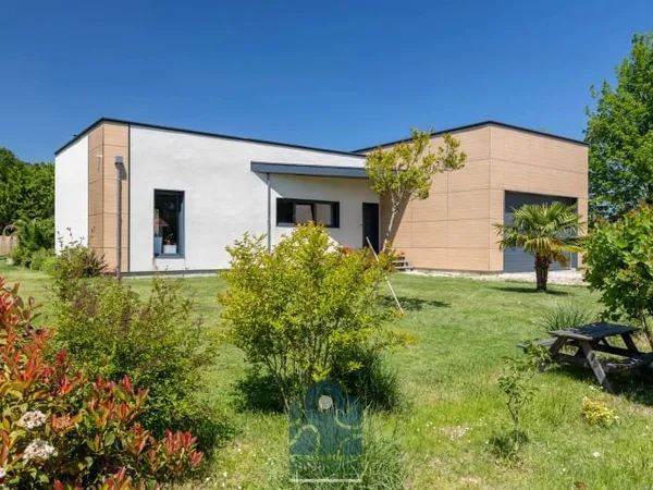 Maison 5 pièces 160 m²