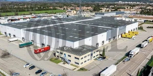 Entrepôt 20461 m²