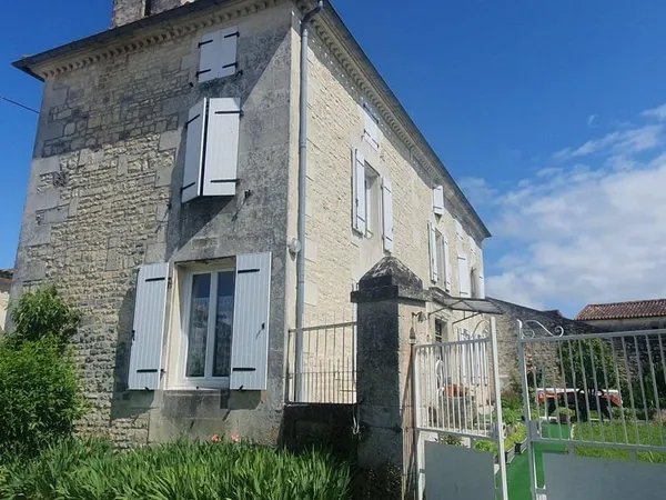 Achat : Maison Hiersac (16290)