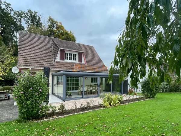 MAISON JARDIN GARAGE ET CHAMBRE EN REZ DE CHAUSSEE A VENDRE