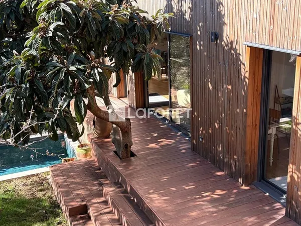 Maison NIMES 5 pièce(s) 96 m2