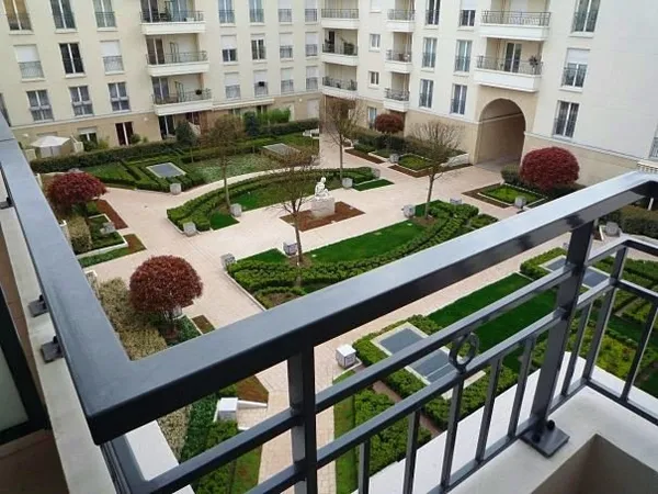 Loue Studio meublé 30m² Issy les Moulineaux (92)