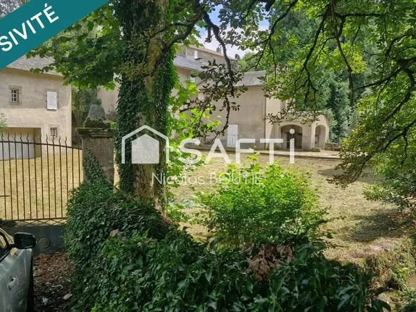 Maison 12 pièces 400 m²